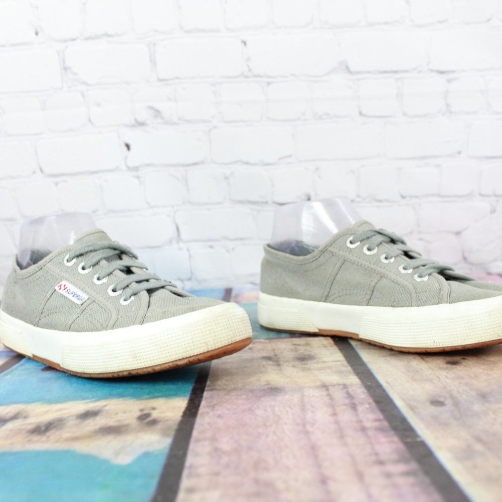 Superga Gray Canvas Lace-up Low Top Casual Sneakers Size M 6 L 7.5 - Picture 3 of 9